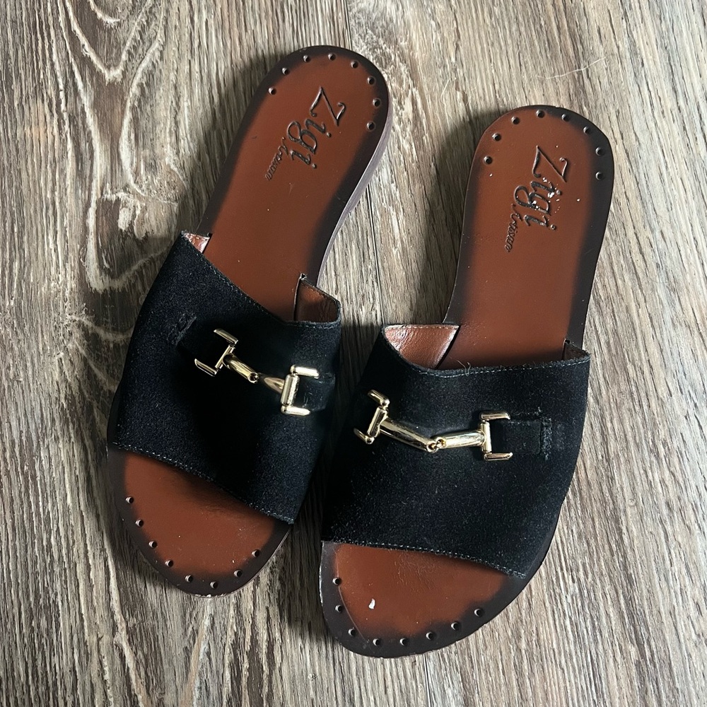 Zigi Artisan Women’s Slip On Leather Sandals